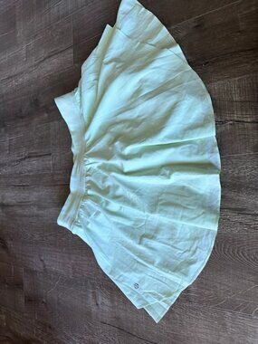 Lululemon size 12 court rival skirt
